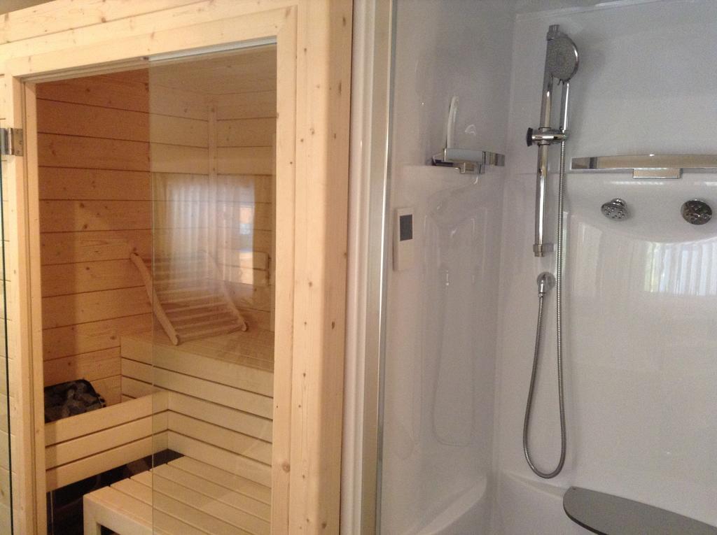 Haus Bergblick Apartment Алтаусзее Стая снимка